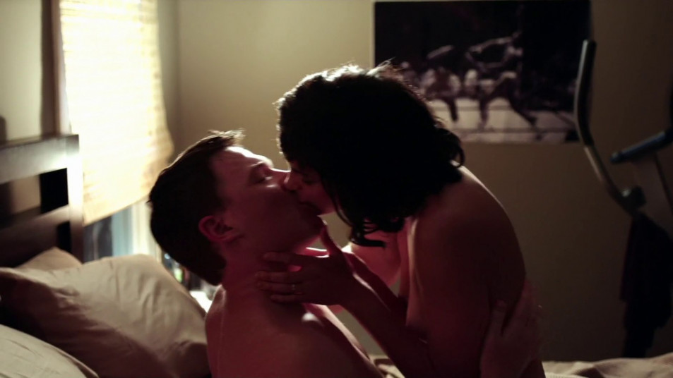 Morena-Baccarin-Nude-Sex-Scenes-screencaps-6.jpg