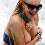 Lindsey-Lohan-Boob-Sleep-of-her-Bikini-in-Miami-3