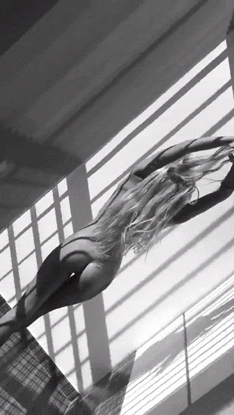 Nata-Lee-Nude-Topless-upskirt-GIFs-1.gif