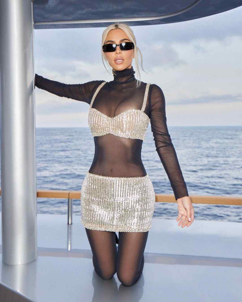 Kim-Kardashian-Hot-4.jpg