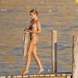 Kimberley-Garner-Thongs-60ec3007e6552ed0f