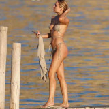 Kimberley-Garner-Thongs-9320e549bfb656a26