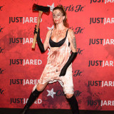 Ireland-Baldwin-Pussy-Slip-2.jpg